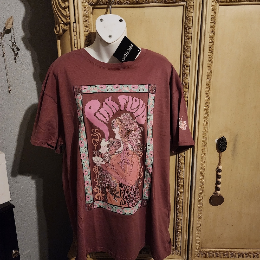 Urban outfitters pink floyd shirt